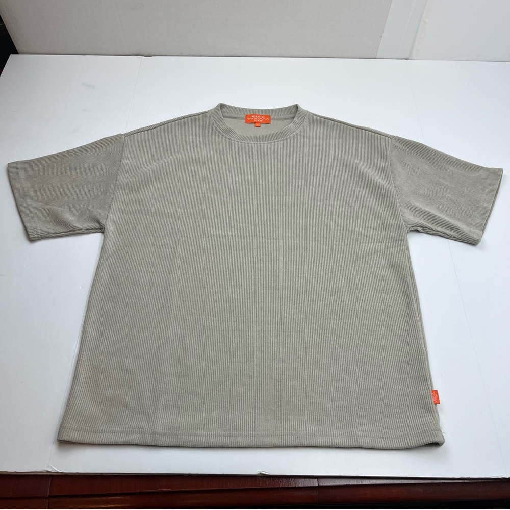 Negative Space Mens Wide Boxy Fit T-Shirt Corduroy Short Sleeve Small Beige FLAW